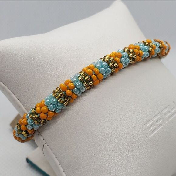 NWT Wings Orange & Blue Beaded Bracelet - Picture 2 of 5